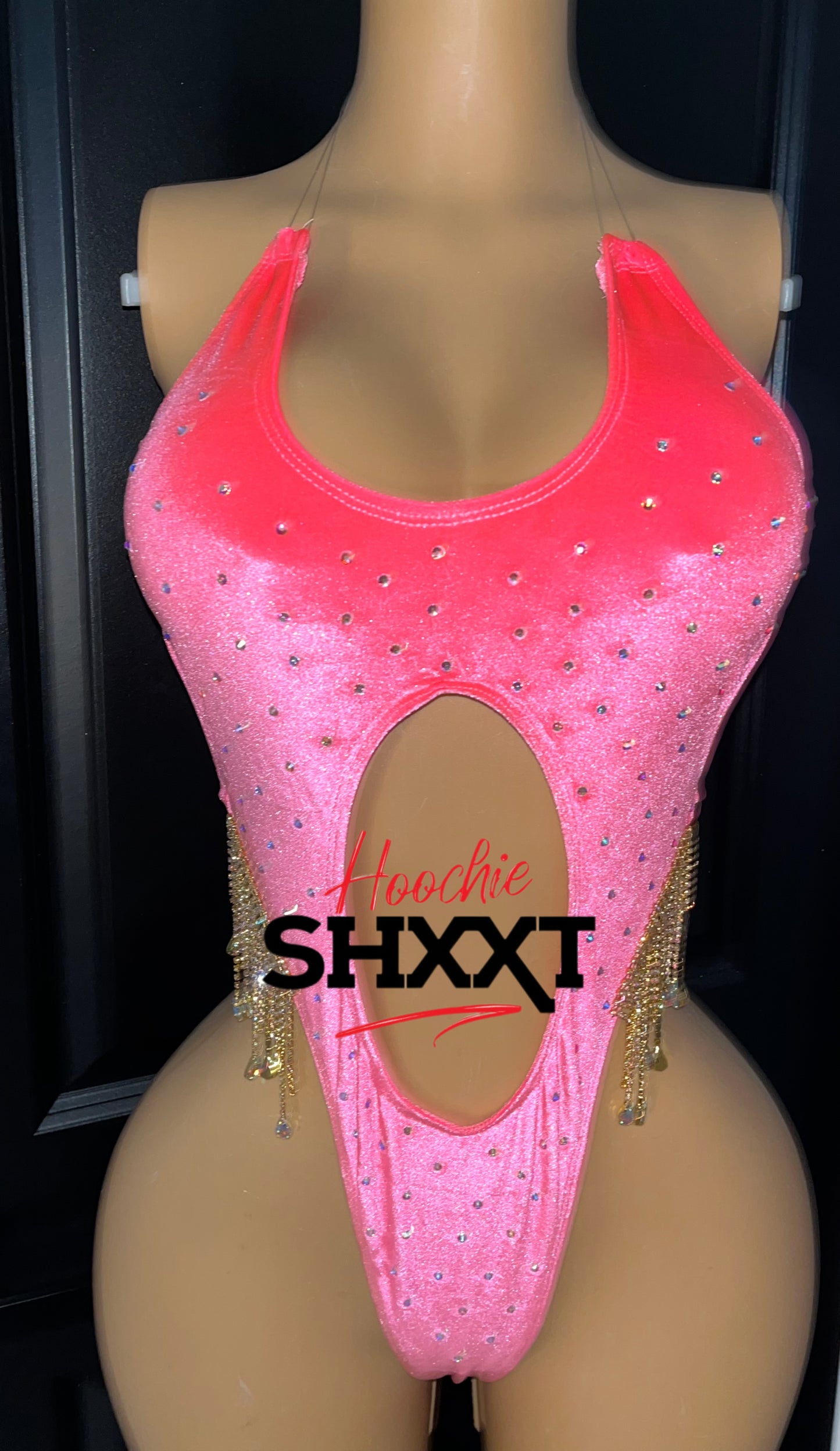 VELVET KISSES ONE PIECE